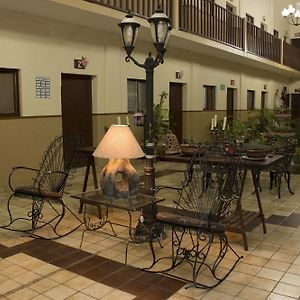 Hotel Cervantino